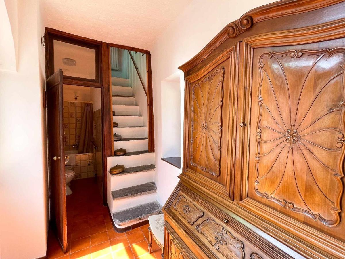 Il Convento Ancient Apartment With Private Garden Bellagio Bagian luar foto