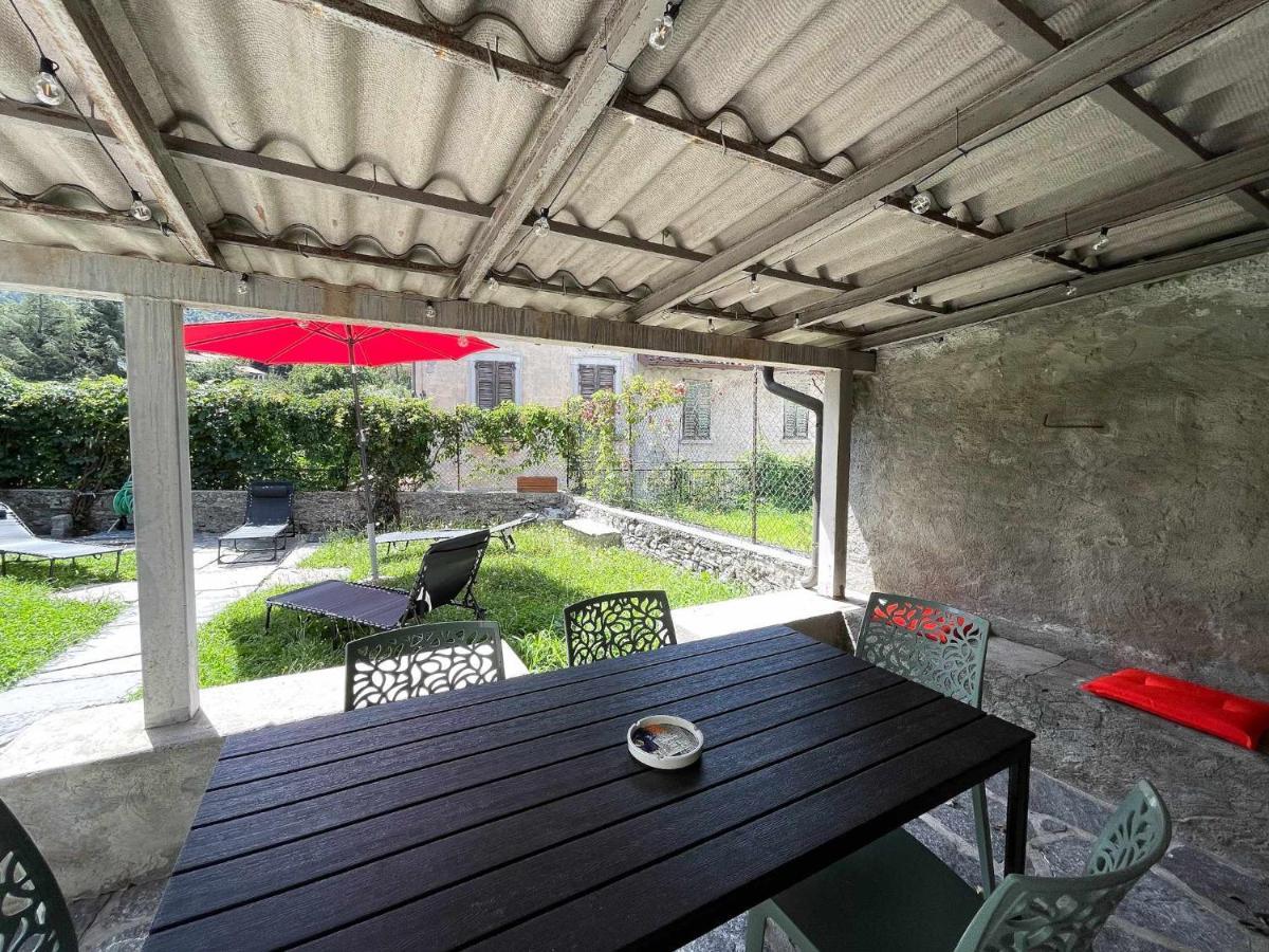 Il Convento Ancient Apartment With Private Garden Bellagio Bagian luar foto